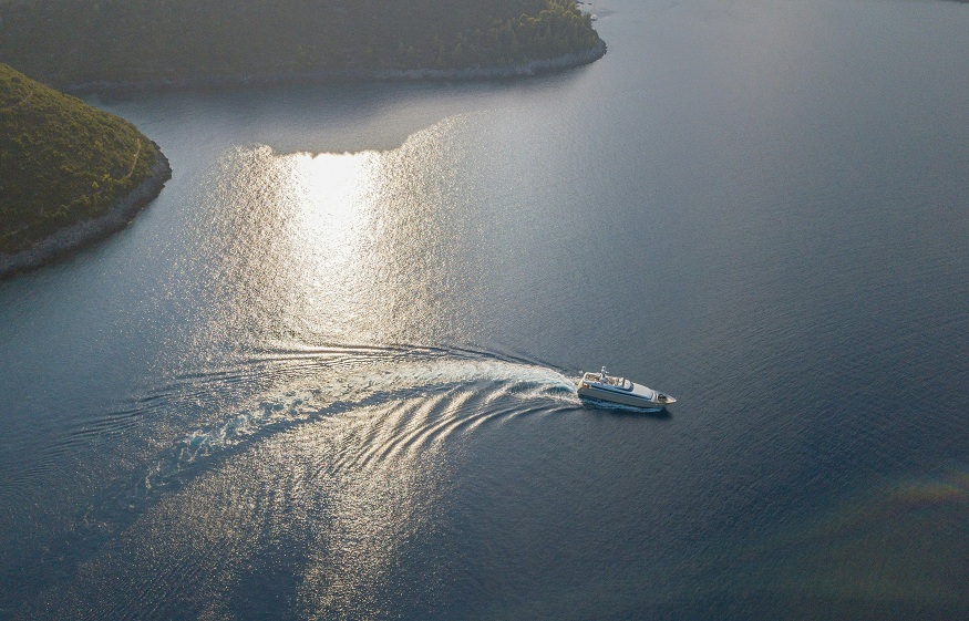 Luxury Yacht Charter
