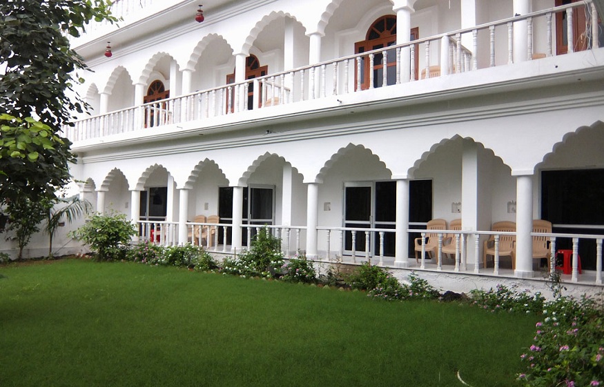 hotels in Khajuraho